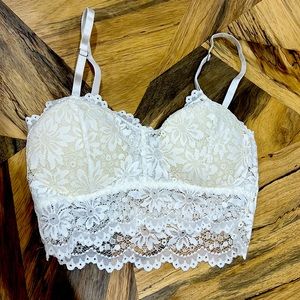 Lace bra great for under a blazer, never worn